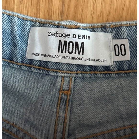 Refuge Mom Denim Shorts Size 00 Light Wash High-Waist Casual Style - Picture 3 of 6